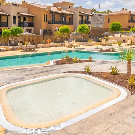 Lejlighed Luisa - Relax With Ocean View And Pool *