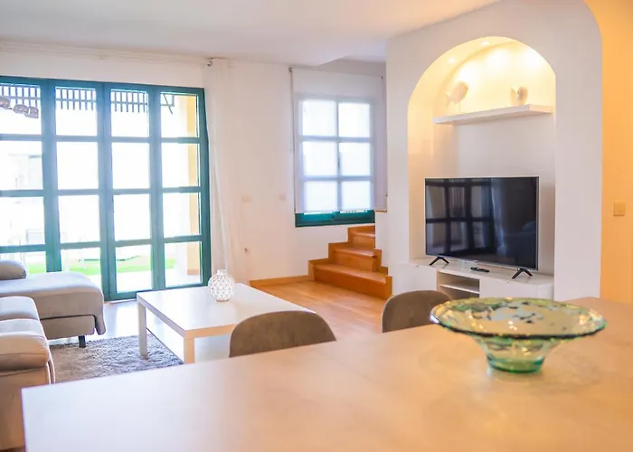 Luisa - Relax With Ocean View And Pool Apartment